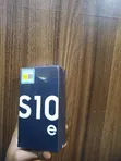 New Samsung Galaxy S10e 128GB Silver - 1