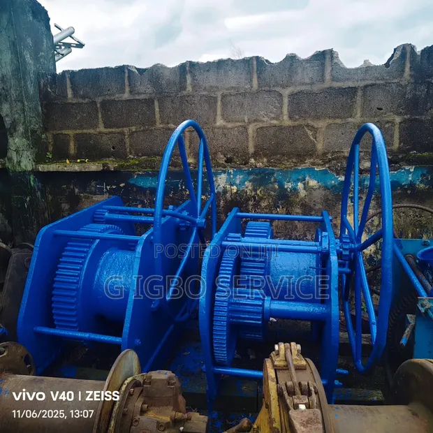 10,000 Ton Manual Gear Winch don Amfani a Masana'antu - 1