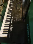 Yamaha PSR-E473 Keyboard - 2