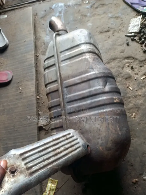 Volvo XC90 T5 Back Pot 2005 Model - 1