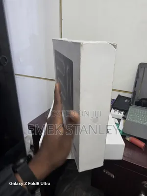 Apple MacBook Pro 2023 M3 Pro 18GB RAM 512GB SSD