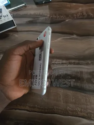 Apple iPhone 7 32GB Silver