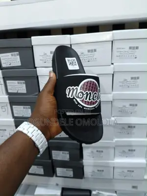 Nike Cartoon Slides - Sabon Kaya