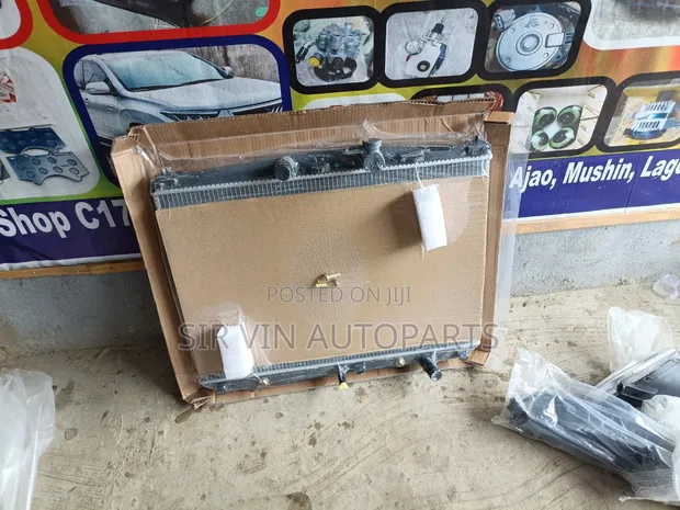 Radiator Toyota Highlander (2015-2019) - 1
