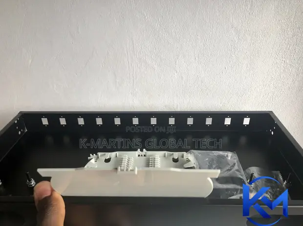 12 Port Fiber Patch Panel LC/SC Single/Multimode - 1