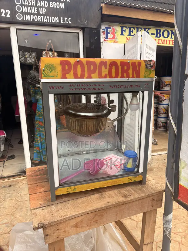 Used Electric Popcorn Machine with Door - 1