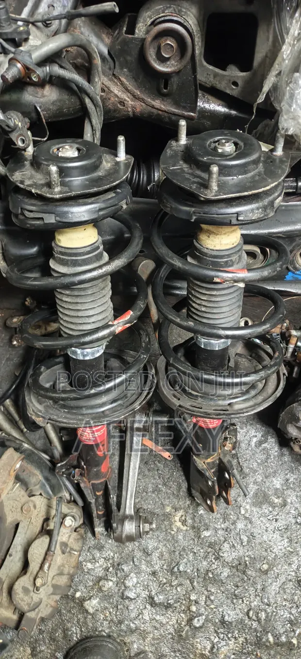 Toyota Highlander, Lexus RX350, Venza Front Shocks (Used) - 1