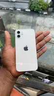 Apple iPhone 12 64GB White (No Face ID, Cracked Screen) - 3