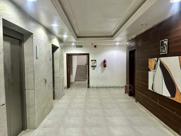 2-Bedroom Apartment for Rent in Periwinkle Estate, Lekki Phase 1 - 1