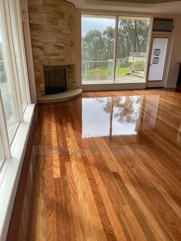Wooden Floor Installation for Restaurants - 1