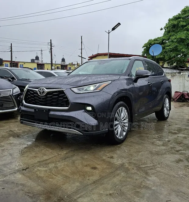 2025 Toyota Highlander Platinum Hybrid Grey - 1