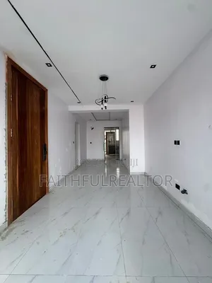 Furnished 2-Bedroom Townhouse in Lekki Phase 2 for Sale
