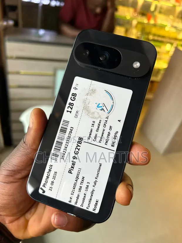 Google Pixel 9 128GB Black - 1