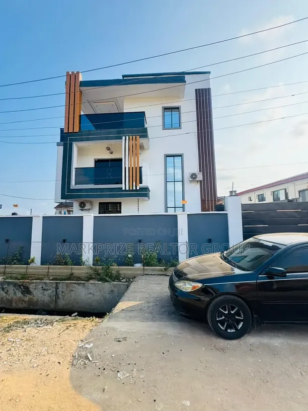 Furnished 4-Bedroom Detached Duplex a siyarwa a Igando, Lagos - 1