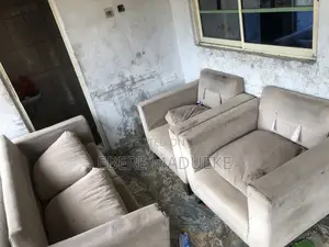 5 Seater Couch Set - Excellent Frame