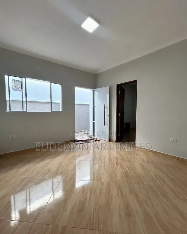 Timber Floor Finish Matching for Interior Extensions - 1