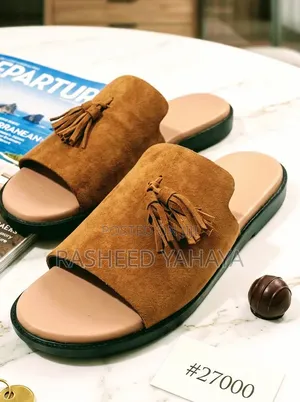 Unisex Suede Slippers - Classic Style