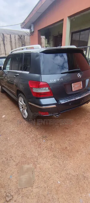 Mercedes-Benz GLK-Class 2010 Gray
