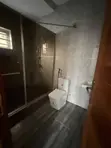 Gidan Kwana 3 Bedroom Don Sawa a Lekki Right, Lagos - 3