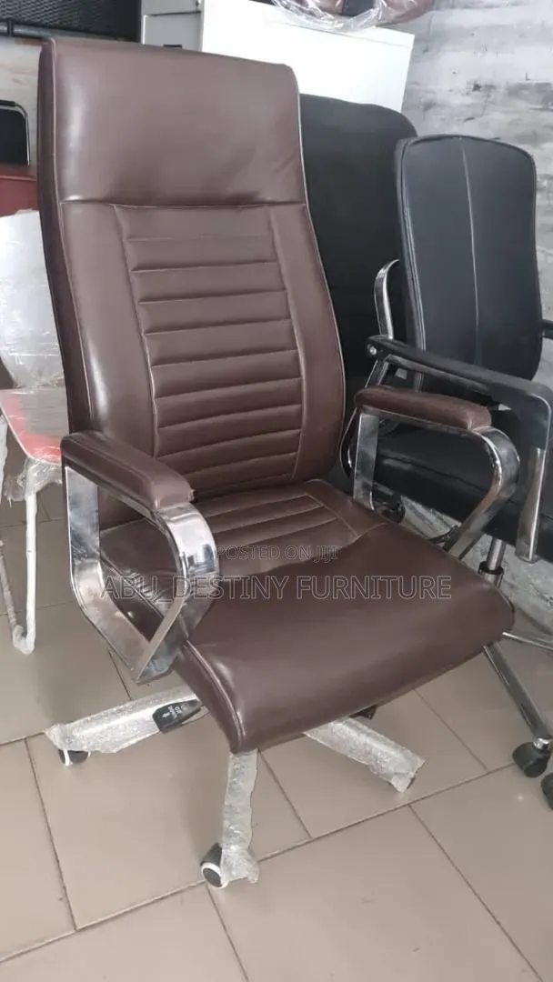 Executive Quality Leather Office Chair - 1