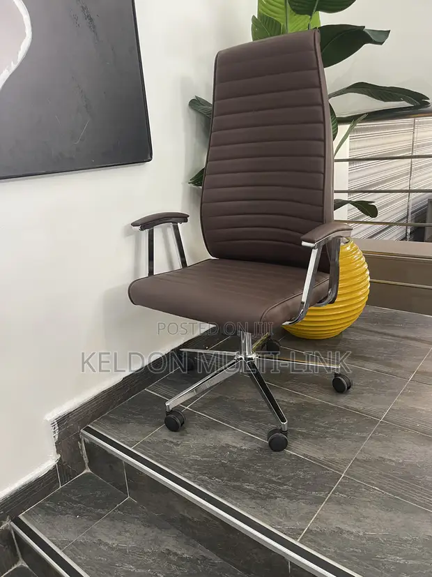 Boss Office Products Swivel Chair - Brown Leather - 1