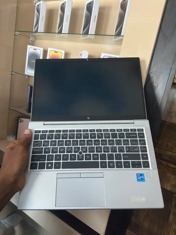 New HP EliteBook 840 G8 Laptop - Core i7, 32GB RAM, 512GB SSD - 1