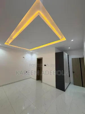 Gidan 4 Bedroom Duplex Mai Cikakken kayan sawa don siyarwa a Carlton Gate, Akobo
