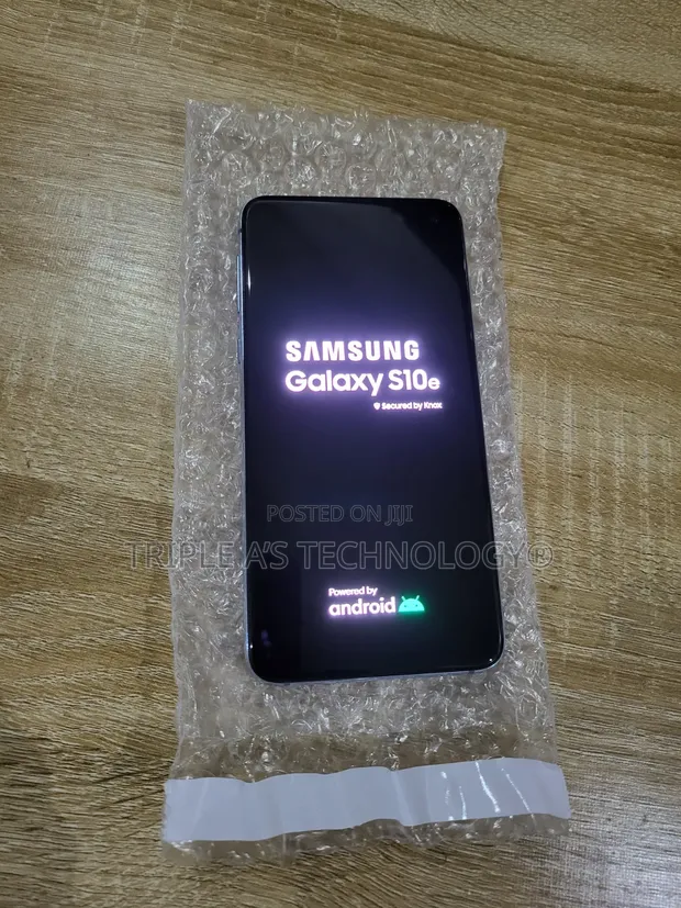 Samsung Galaxy S10e 256GB Grey - 1