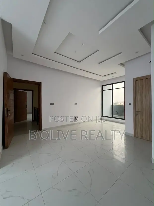 2 Bedroom Apartment for Rent in Abraham Adesanya Estate, Ajah - 1