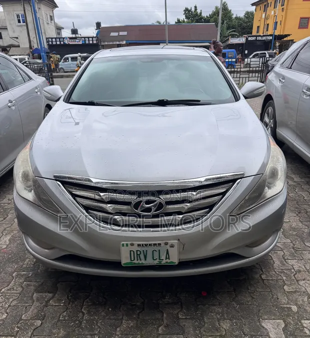 2012 Hyundai Sonata Silver - 1