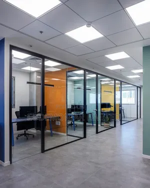Glass Workspace Separation & Fitting