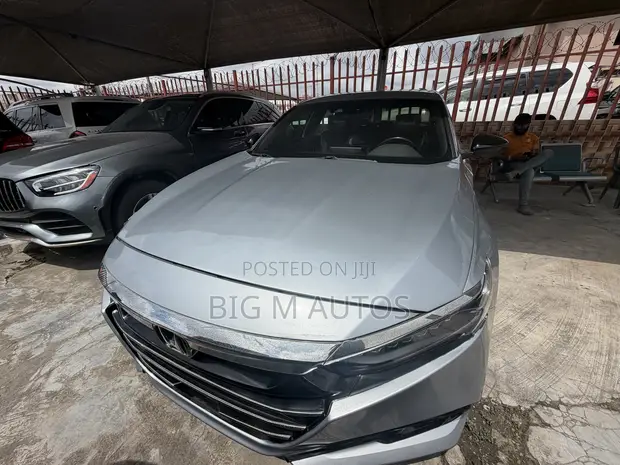 Honda Accord 2021 Silver - 1