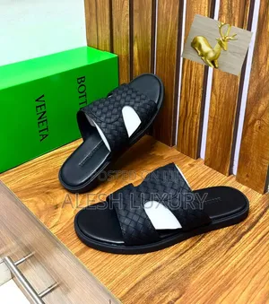 Bottega Veneta Leather Men's Slippers