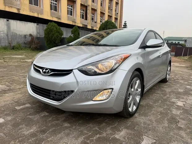 2013 Hyundai Elantra Limited Sedan FWD (1.8L) - 1