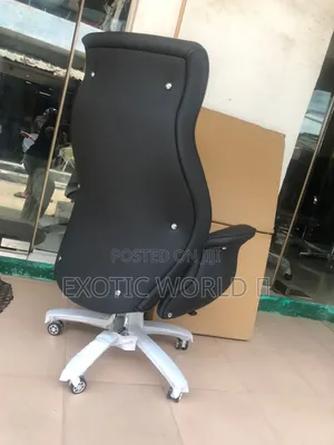 Executive Office Chair - Black Leather