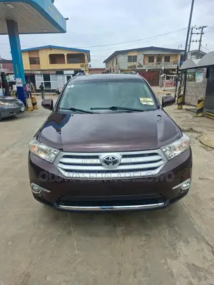 2011 Toyota Highlander Limited Brown