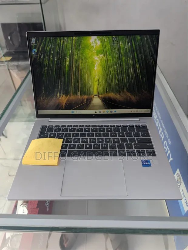 HP EliteBook 840 G10 Laptop - 16GB RAM, i7, 512GB SSD - 1