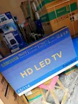 Samsung 45-Inch Flameless TV - 2