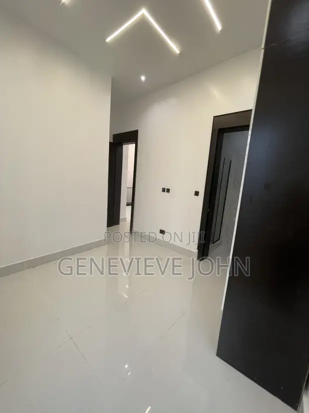 4-Bedroom Semi-Detached Duplex a Lekki Palm City, Ado/Ajah - 1
