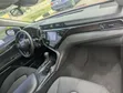 Toyota Camry LE (2.5L 4cyl 8A) 2019 Ivory - 5