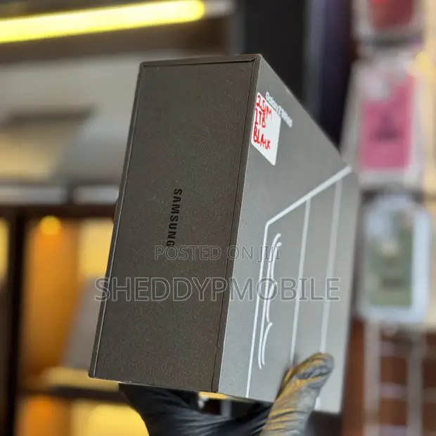New Samsung Galaxy Z Trifold 1TB - 1