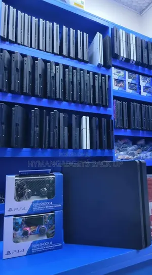Amfani da Sony PlayStation 4 Pro, Slim, Fat - 2 Controllers