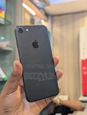 Apple iPhone 7 32GB Black