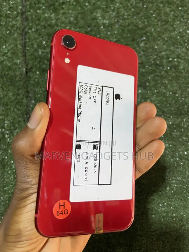 Apple iPhone XR 64GB Red (UK Used) - 1