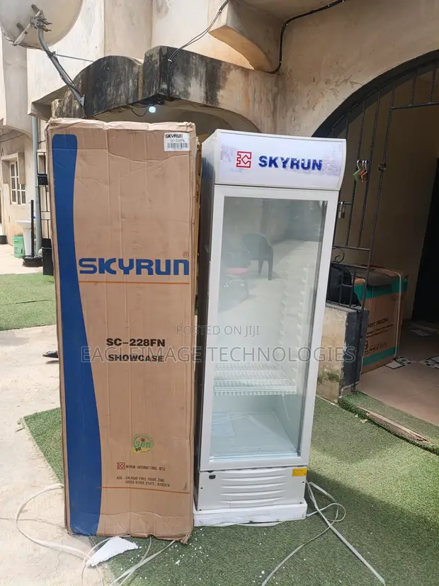 Skyrun SC-228FN Gilash Ɗakin Nuna Firji - 1