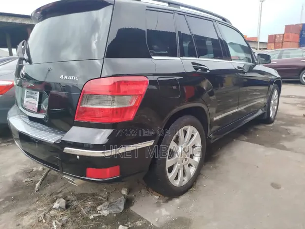 Mercedes-Benz GLK-Class 2010 Black - 1