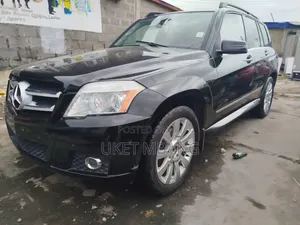 Mercedes-Benz GLK-Class 2010 Black