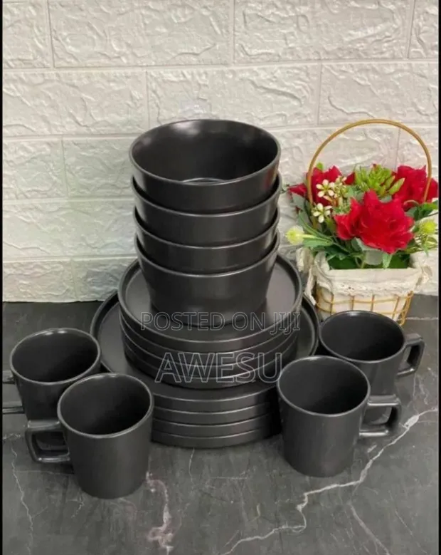 16pcs Luxury Stoneware Dinner Set - 1