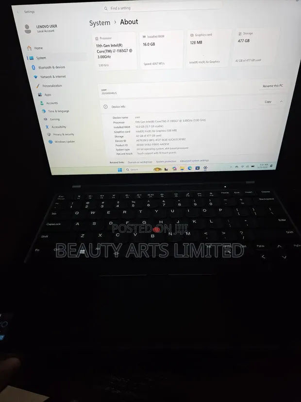 Lenovo ThinkPad X1 Carbon Gen 9 Laptop - 1