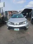 Toyota RAV4 2014 Launarin Azurfa - 3